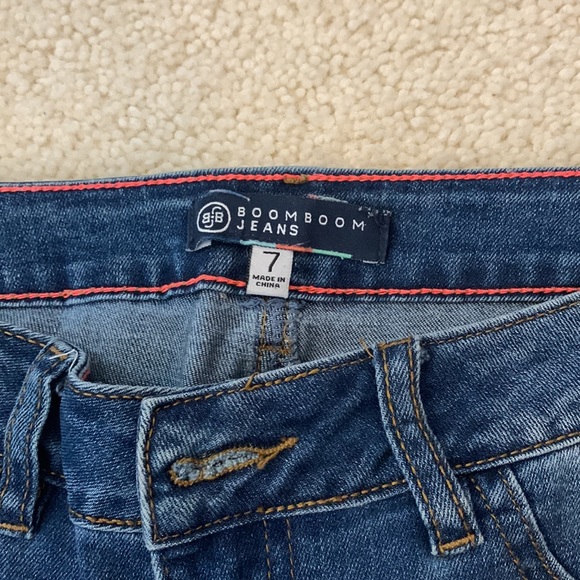 Flower-embroidered ripped Jeans, Size 7 - Picture 6 of 6